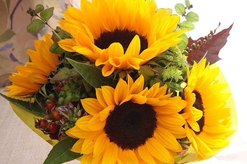 Blumenstrauß mit Sonnenblumen